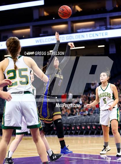 Thumbnail 1 in Del Campo vs. Rio Americano photogallery.