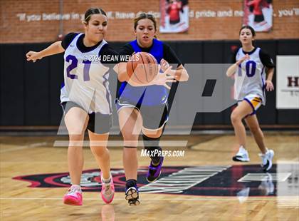 Thumbnail 1 in Kingman vs Lake Havasu  photogallery.