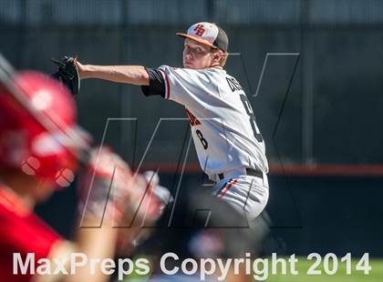 Thumbnail 2 in Orange Lutheran vs. Huntington Beach photogallery.