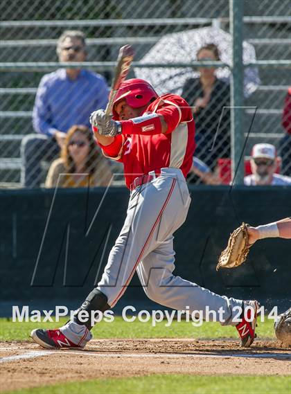 Thumbnail 3 in Orange Lutheran vs. Huntington Beach photogallery.