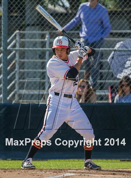 Thumbnail 2 in Orange Lutheran vs. Huntington Beach photogallery.