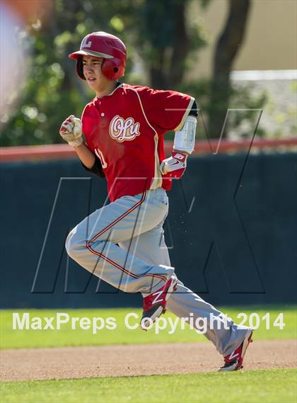 Thumbnail 3 in Orange Lutheran vs. Huntington Beach photogallery.