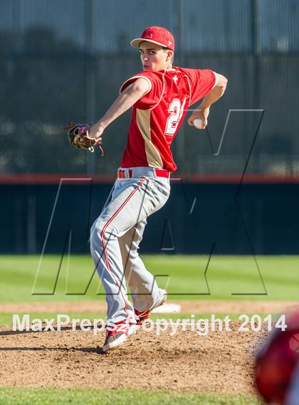 Thumbnail 2 in Orange Lutheran vs. Huntington Beach photogallery.