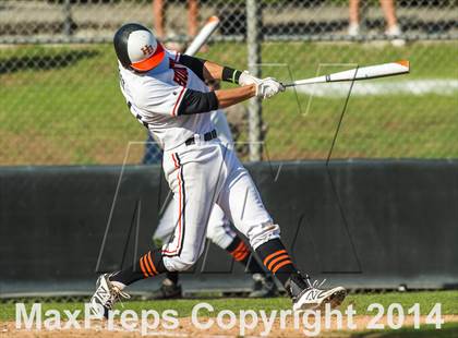 Thumbnail 3 in Orange Lutheran vs. Huntington Beach photogallery.