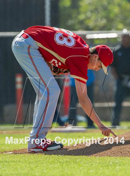 Thumbnail 3 in Orange Lutheran vs. Huntington Beach photogallery.