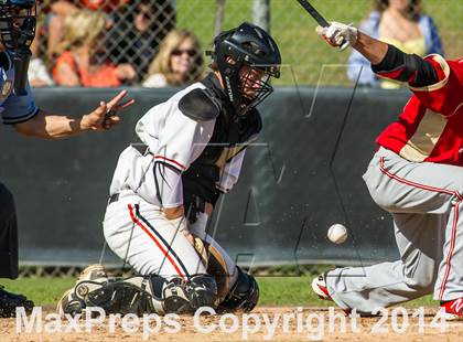 Thumbnail 3 in Orange Lutheran vs. Huntington Beach photogallery.