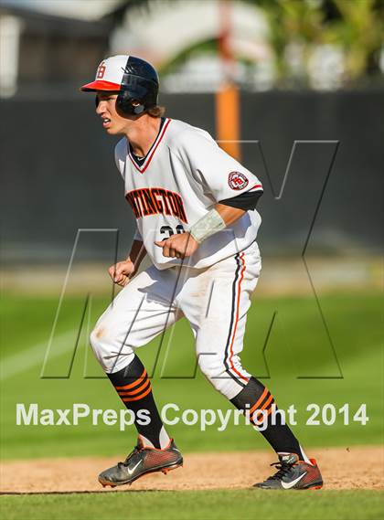 Thumbnail 2 in Orange Lutheran vs. Huntington Beach photogallery.