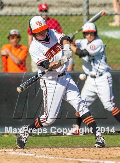 Thumbnail 2 in Orange Lutheran vs. Huntington Beach photogallery.