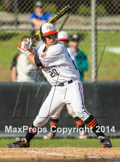 Thumbnail 3 in Orange Lutheran vs. Huntington Beach photogallery.