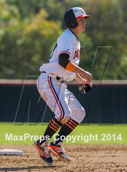 Thumbnail 1 in Orange Lutheran vs. Huntington Beach photogallery.