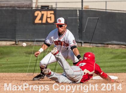 Thumbnail 3 in Orange Lutheran vs. Huntington Beach photogallery.