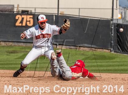 Thumbnail 2 in Orange Lutheran vs. Huntington Beach photogallery.