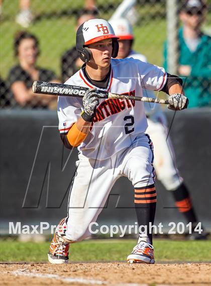 Thumbnail 3 in Orange Lutheran vs. Huntington Beach photogallery.
