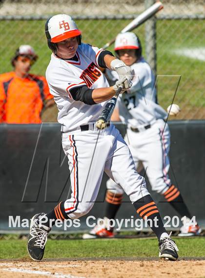 Thumbnail 2 in Orange Lutheran vs. Huntington Beach photogallery.