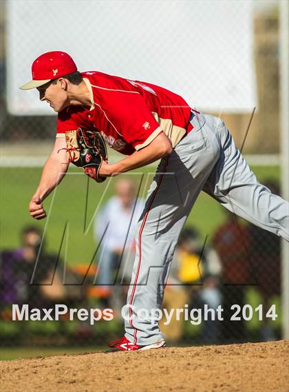 Thumbnail 2 in Orange Lutheran vs. Huntington Beach photogallery.