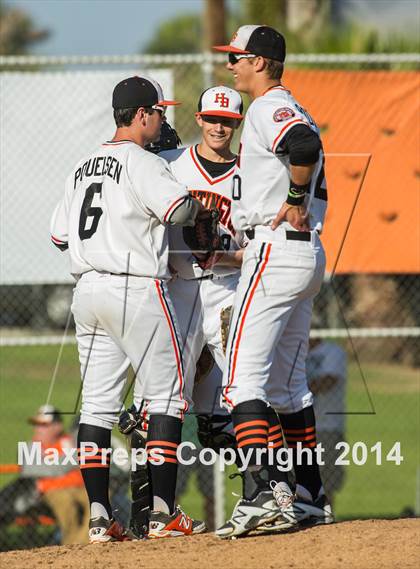 Thumbnail 3 in Orange Lutheran vs. Huntington Beach photogallery.