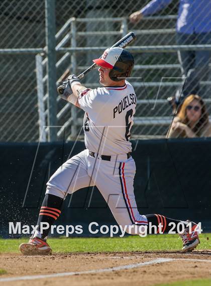 Thumbnail 3 in Orange Lutheran vs. Huntington Beach photogallery.