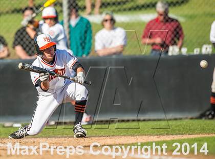 Thumbnail 3 in Orange Lutheran vs. Huntington Beach photogallery.