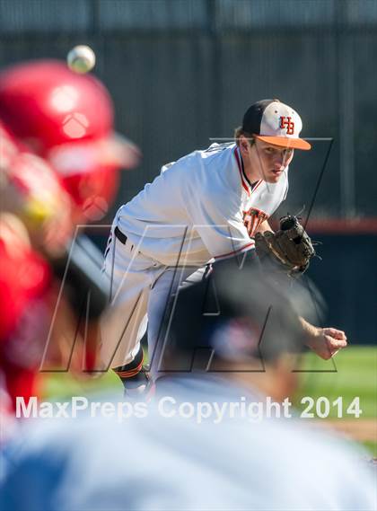 Thumbnail 2 in Orange Lutheran vs. Huntington Beach photogallery.