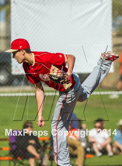 Thumbnail 2 in Orange Lutheran vs. Huntington Beach photogallery.