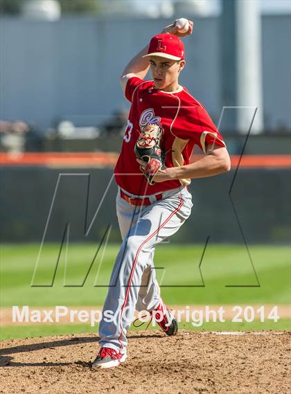 Thumbnail 3 in Orange Lutheran vs. Huntington Beach photogallery.
