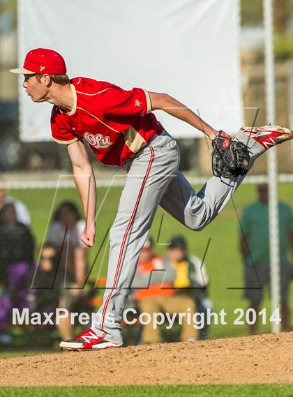 Thumbnail 2 in Orange Lutheran vs. Huntington Beach photogallery.
