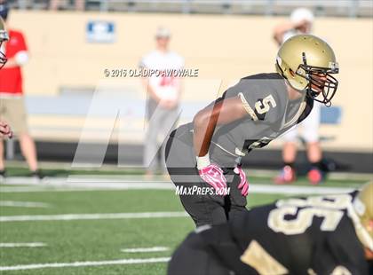 Thumbnail 2 in Boyd @ Plano East photogallery.