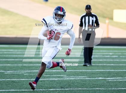 Thumbnail 2 in Boyd @ Plano East photogallery.