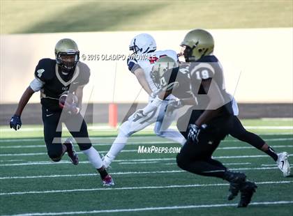 Thumbnail 1 in Boyd @ Plano East photogallery.