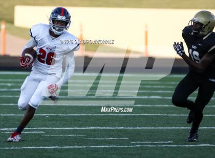 Thumbnail 2 in Boyd @ Plano East photogallery.