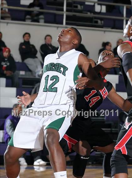 Thumbnail 2 in Kennedy vs. Dorsey (St. Hope Elite Classic) photogallery.