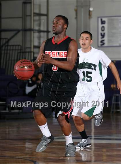 Thumbnail 2 in Kennedy vs. Dorsey (St. Hope Elite Classic) photogallery.