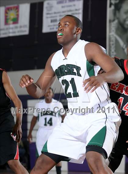 Thumbnail 2 in Kennedy vs. Dorsey (St. Hope Elite Classic) photogallery.