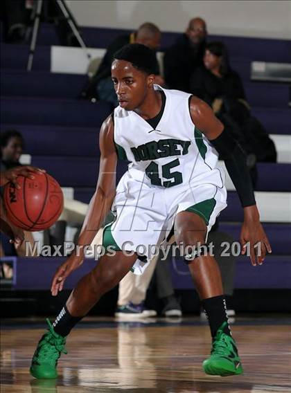 Thumbnail 2 in Kennedy vs. Dorsey (St. Hope Elite Classic) photogallery.