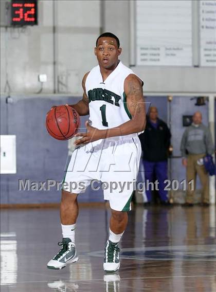 Thumbnail 2 in Kennedy vs. Dorsey (St. Hope Elite Classic) photogallery.