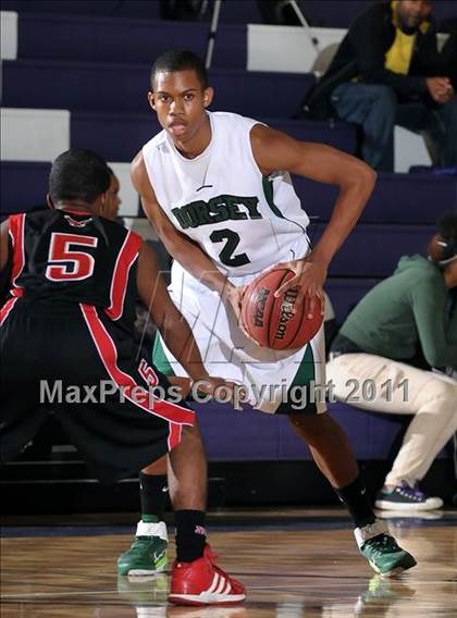 Thumbnail 2 in Kennedy vs. Dorsey (St. Hope Elite Classic) photogallery.