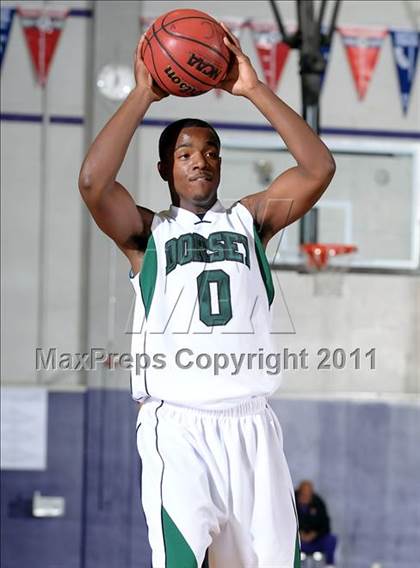 Thumbnail 3 in Kennedy vs. Dorsey (St. Hope Elite Classic) photogallery.