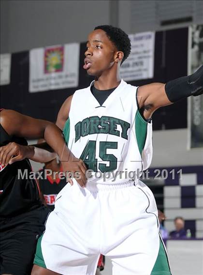 Thumbnail 1 in Kennedy vs. Dorsey (St. Hope Elite Classic) photogallery.