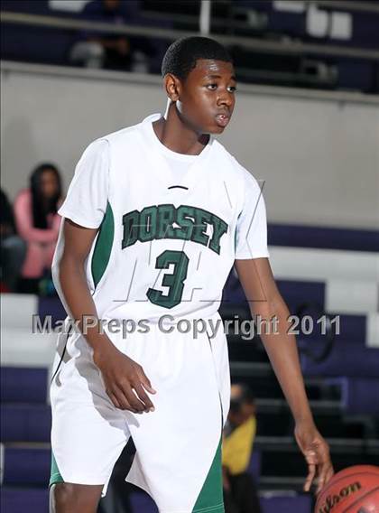 Thumbnail 1 in Kennedy vs. Dorsey (St. Hope Elite Classic) photogallery.