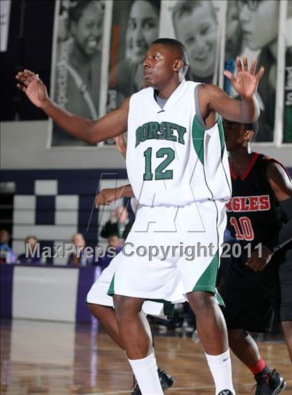 Thumbnail 2 in Kennedy vs. Dorsey (St. Hope Elite Classic) photogallery.