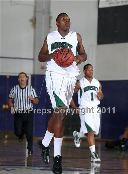 Thumbnail 2 in Kennedy vs. Dorsey (St. Hope Elite Classic) photogallery.