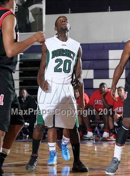 Thumbnail 3 in Kennedy vs. Dorsey (St. Hope Elite Classic) photogallery.