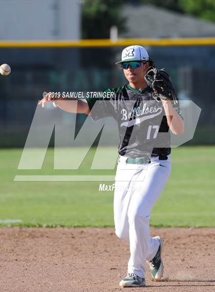Thumbnail 3 in Central Catholic @ Manteca photogallery.