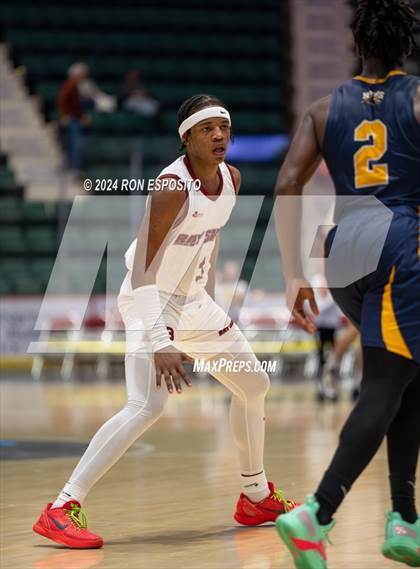 Thumbnail 3 in Niagara Falls vs Bay Shore (NYSPHSAA Class AAA Semifinal) photogallery.