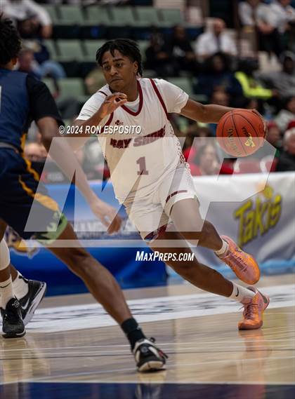 Thumbnail 2 in Niagara Falls vs Bay Shore (NYSPHSAA Class AAA Semifinal) photogallery.