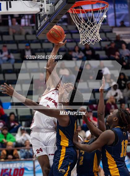 Thumbnail 3 in Niagara Falls vs Bay Shore (NYSPHSAA Class AAA Semifinal) photogallery.