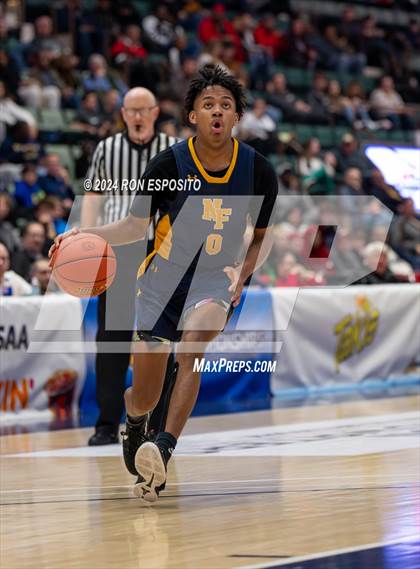 Thumbnail 2 in Niagara Falls vs Bay Shore (NYSPHSAA Class AAA Semifinal) photogallery.