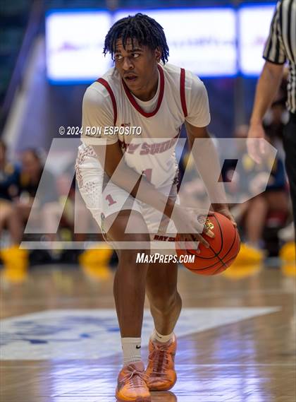 Thumbnail 2 in Niagara Falls vs Bay Shore (NYSPHSAA Class AAA Semifinal) photogallery.