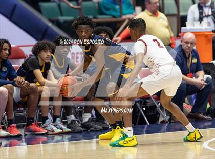 Thumbnail 2 in Niagara Falls vs Bay Shore (NYSPHSAA Class AAA Semifinal) photogallery.