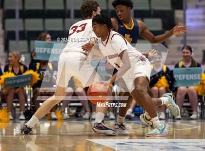 Thumbnail 3 in Niagara Falls vs Bay Shore (NYSPHSAA Class AAA Semifinal) photogallery.